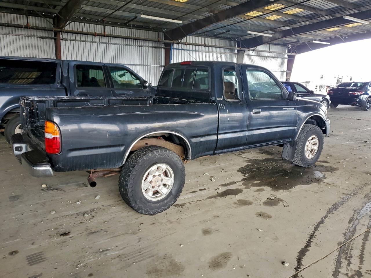 1999 TOYOTA TACOMA XTRACAB PRERUNNER photo 3