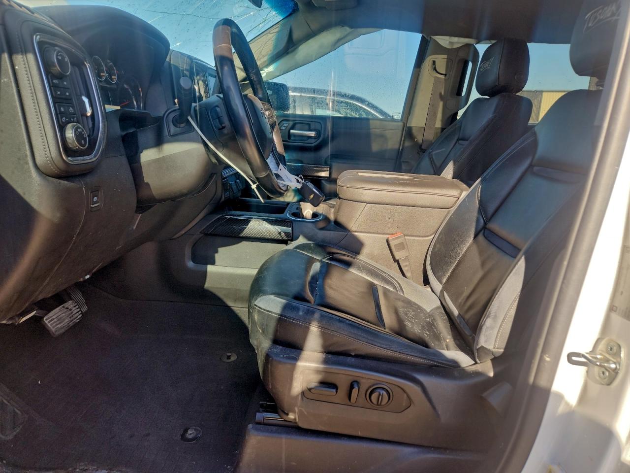 2019 CHEVROLET SILVERADO K1500 RST photo 7