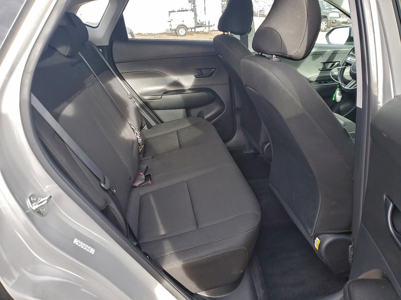 2024 HYUNDAI KONA SEL photo 10