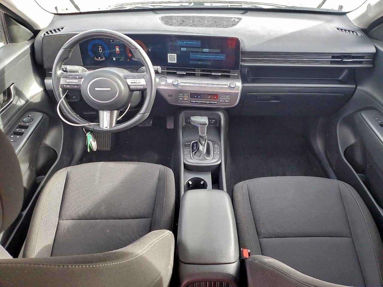 2024 HYUNDAI KONA SEL photo 8