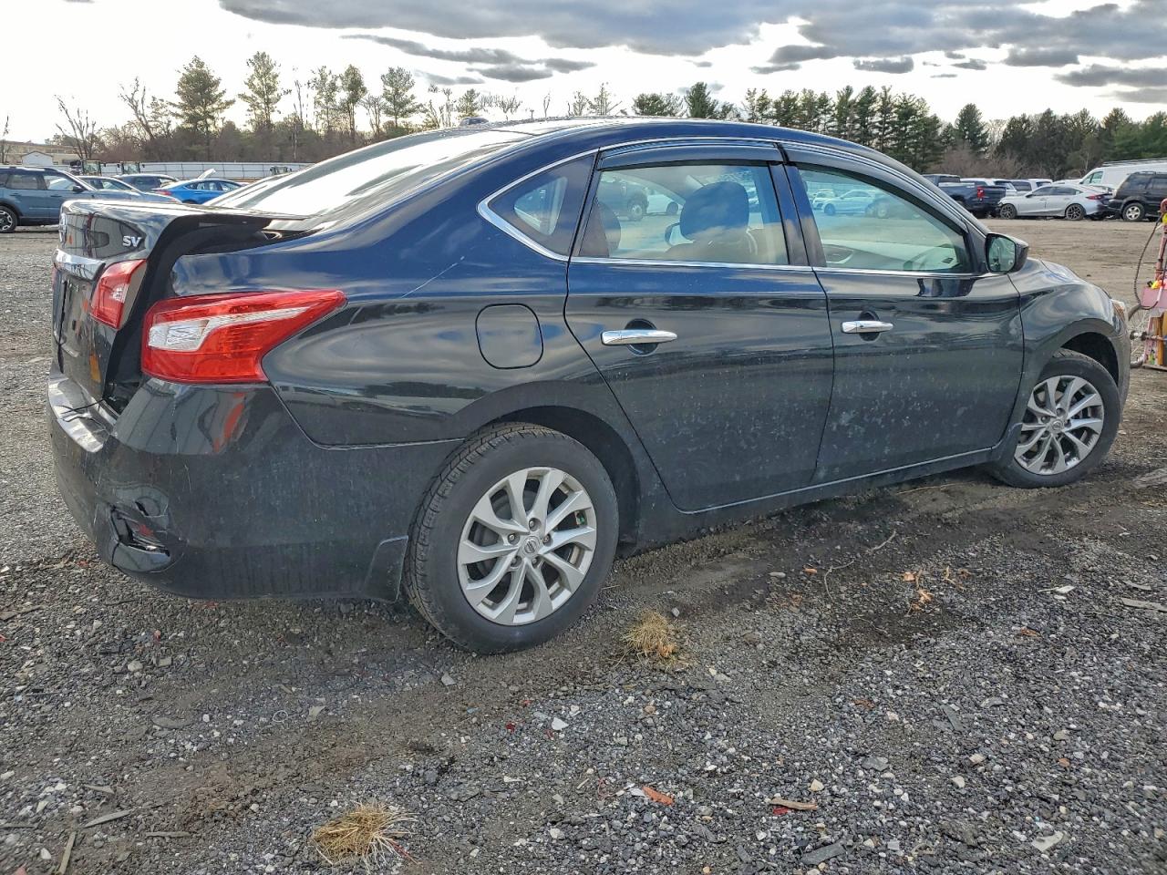 2019 NISSAN SENTRA S photo 3