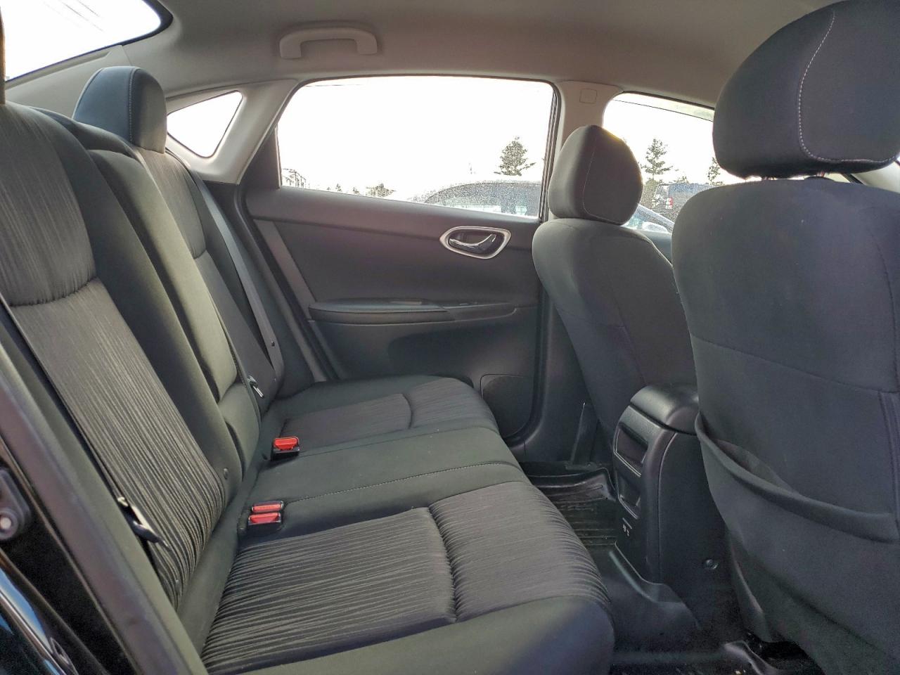 2019 NISSAN SENTRA S photo 10