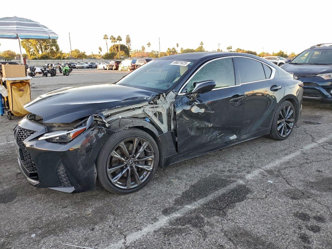 2022 LEXUS IS