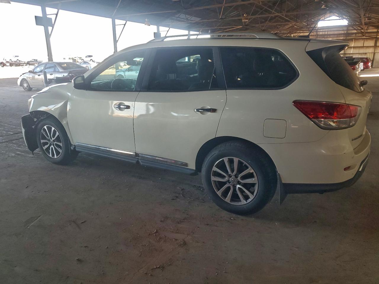 2013 NISSAN PATHFINDER S photo 2