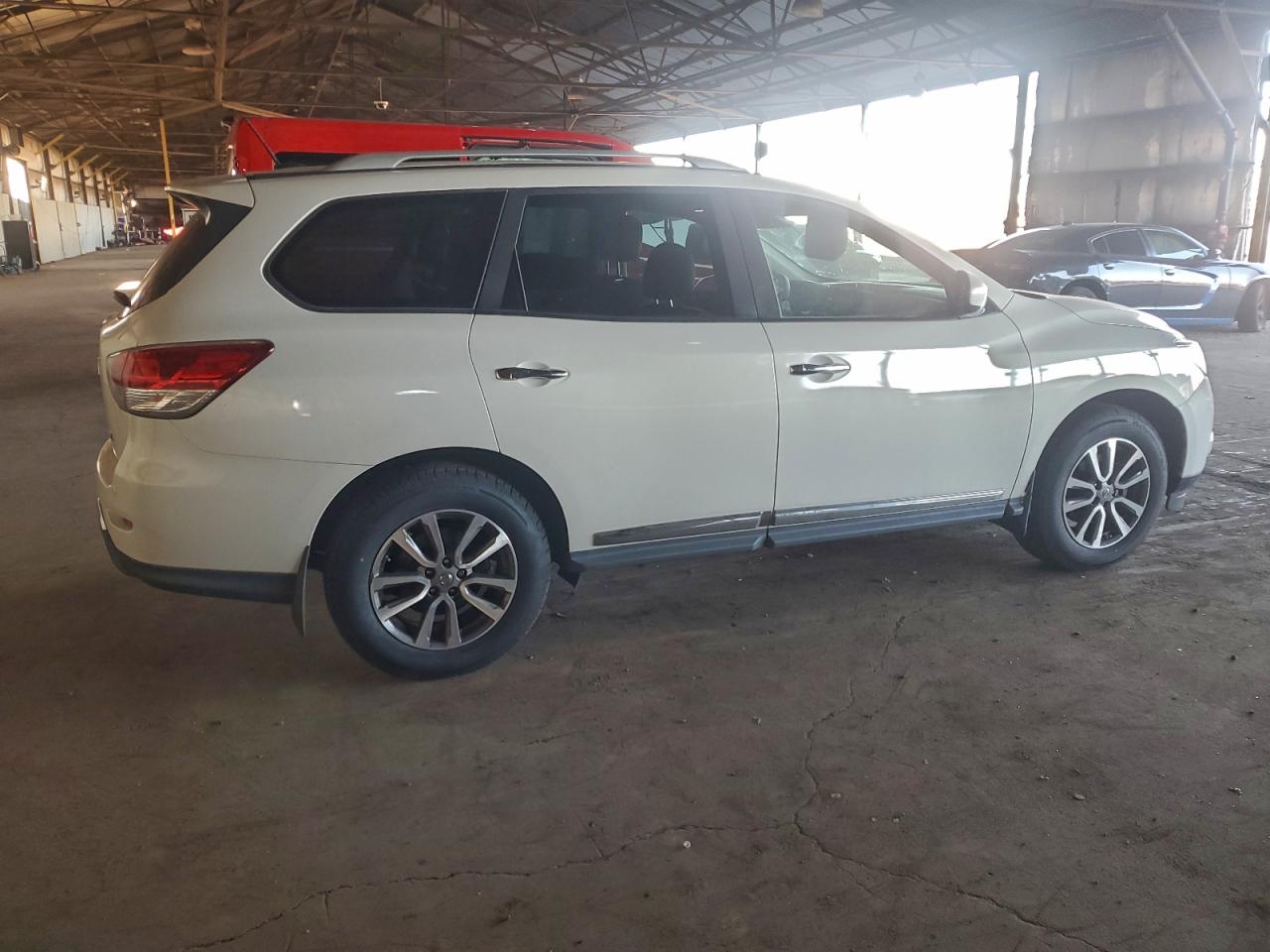 2013 NISSAN PATHFINDER S photo 3