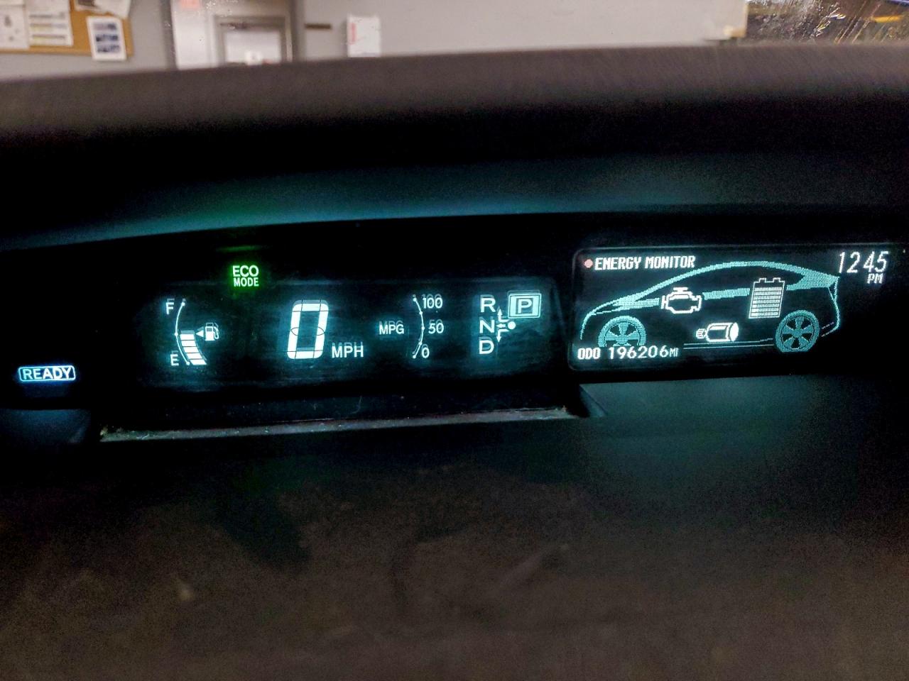 2010 TOYOTA PRIUS photo 9