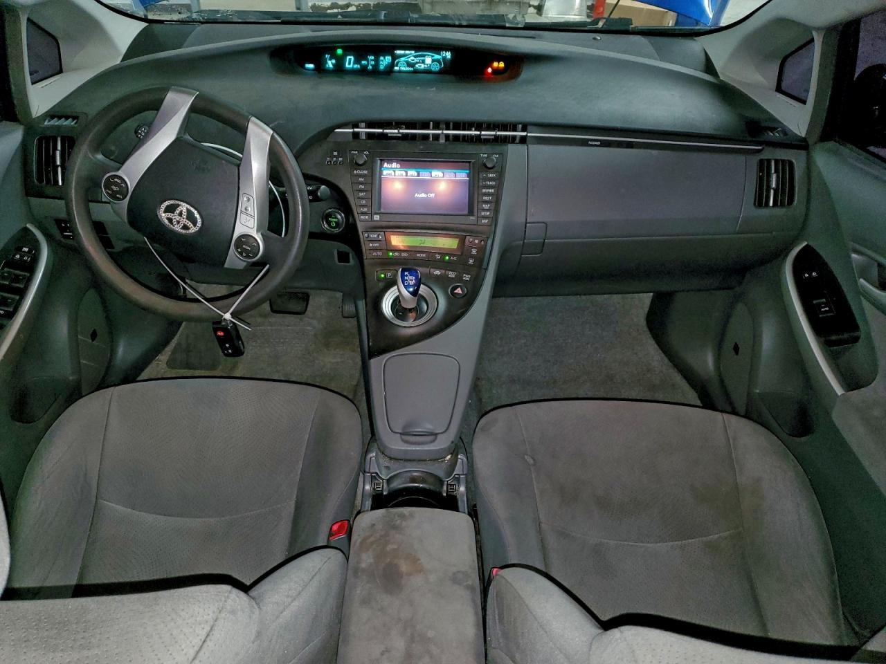 2010 TOYOTA PRIUS photo 8