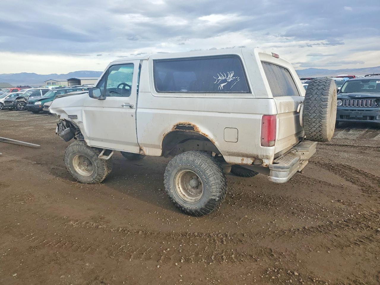 1994 FORD BRONCO U100 photo 2