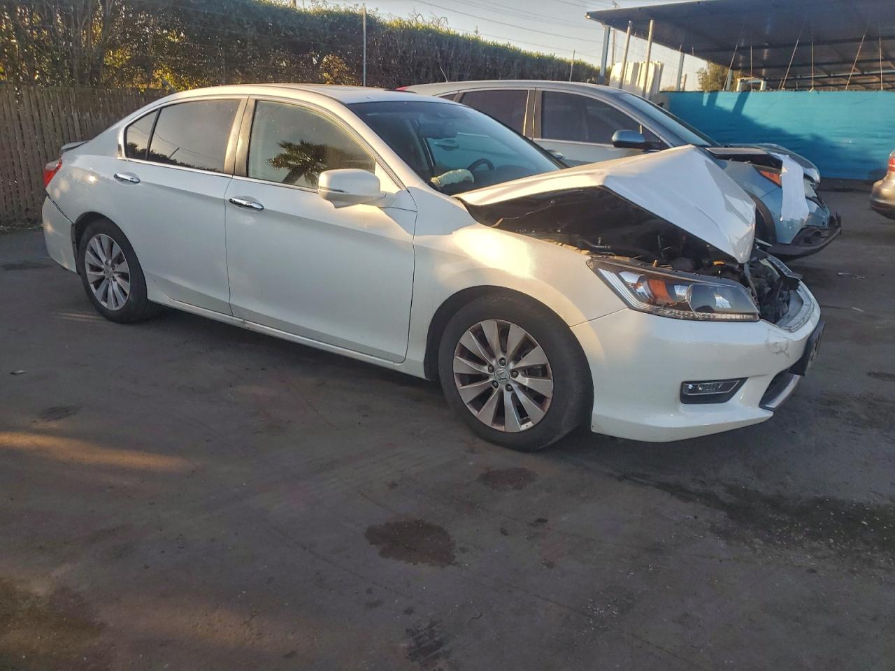 2013 HONDA ACCORD EXL photo 4