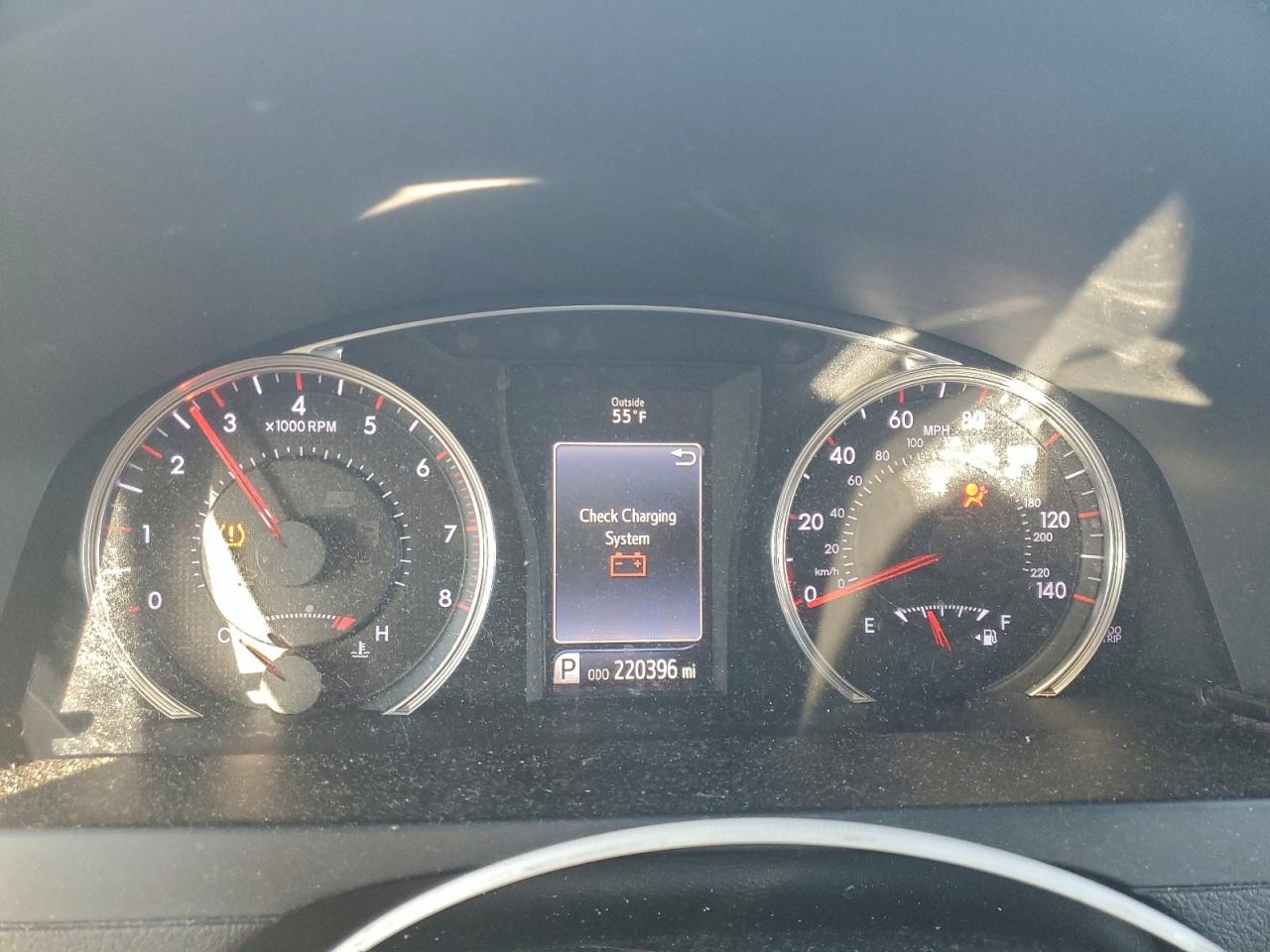 2016 TOYOTA CAMRY LE photo 9