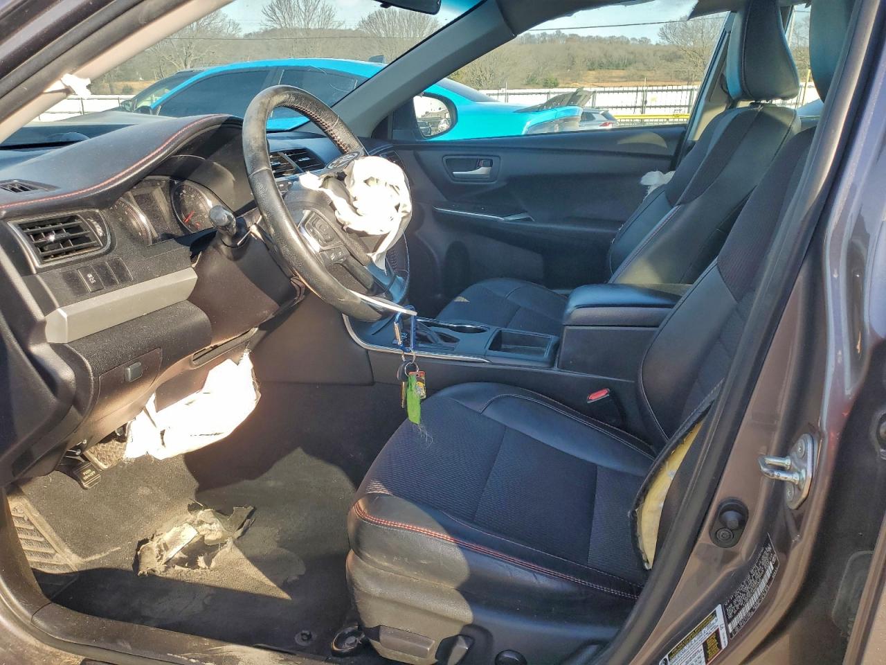 2016 TOYOTA CAMRY LE photo 7