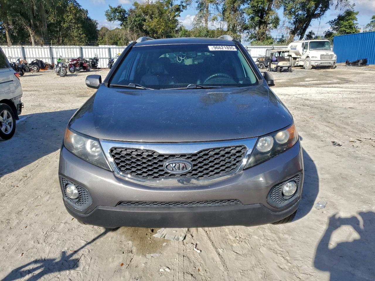 2012 KIA SORENTO BASE photo 5