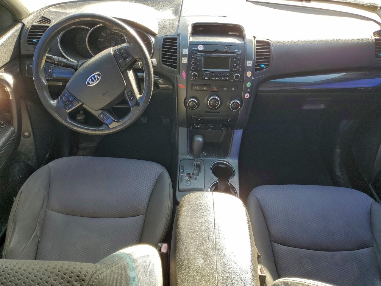 2012 KIA SORENTO BASE photo 8