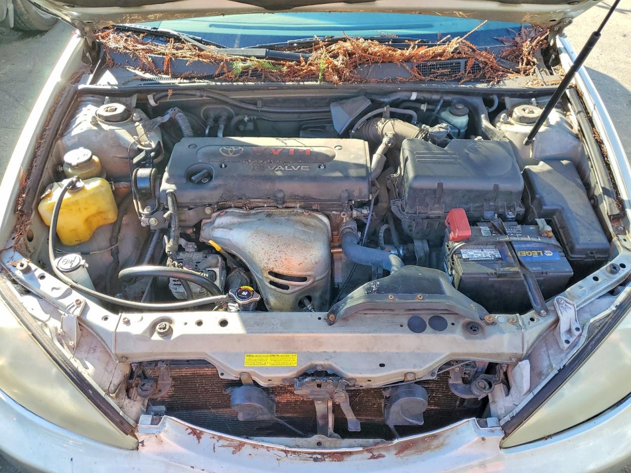 2003 TOYOTA CAMRY LE photo 11