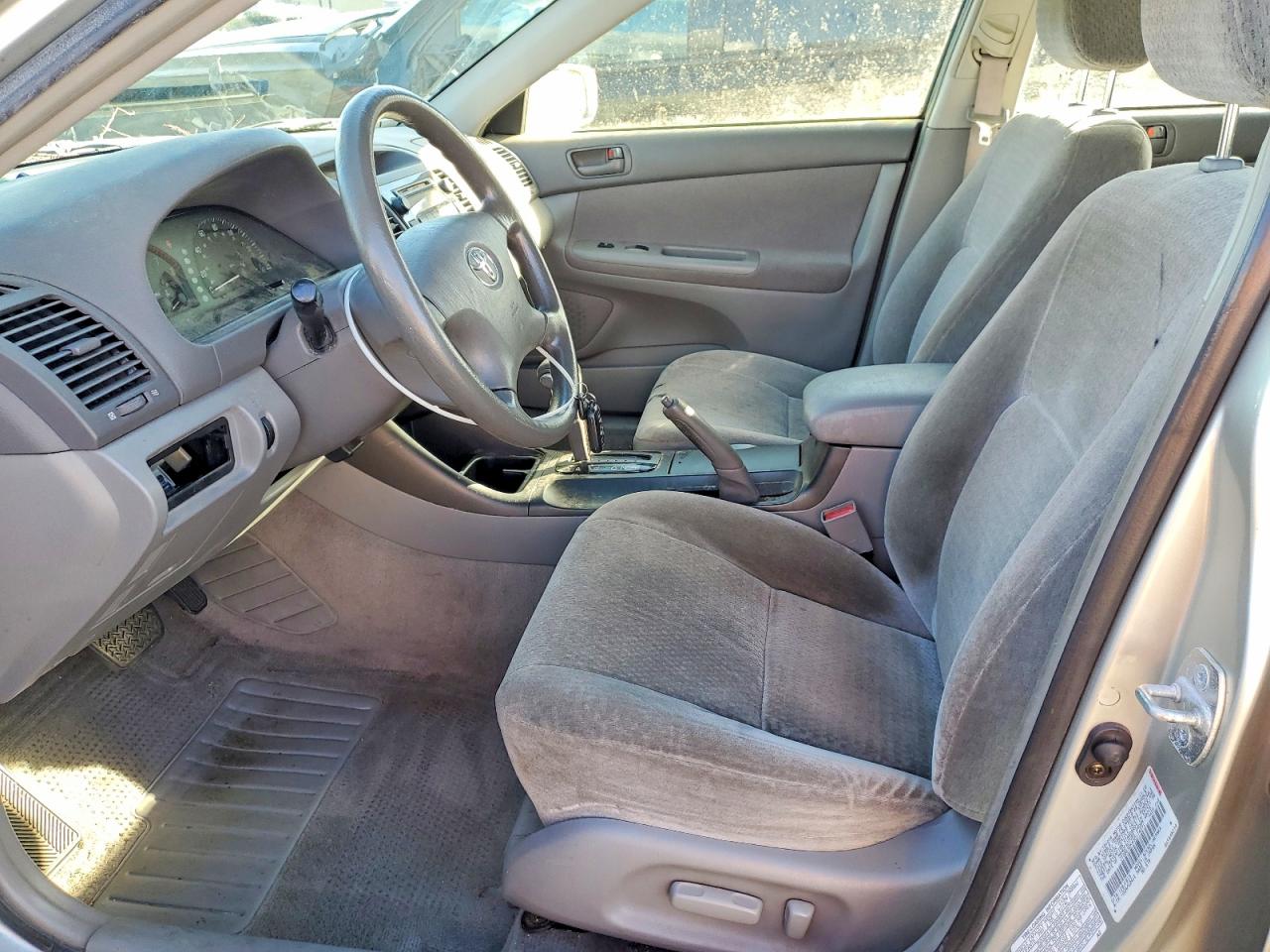 2003 TOYOTA CAMRY LE photo 7