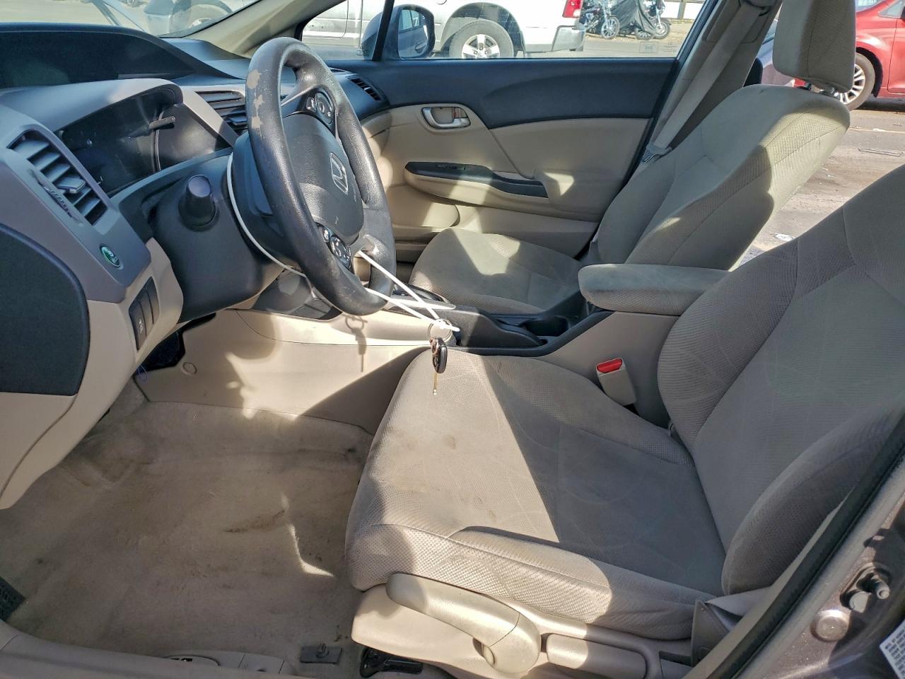 2012 HONDA CIVIC LX photo 7