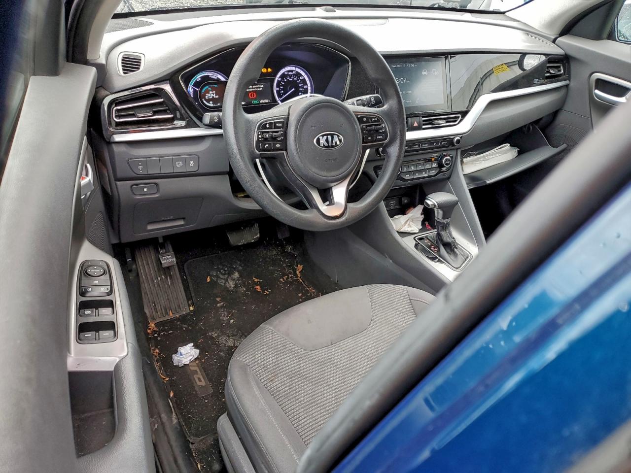 2020 KIA NIRO LX photo 22