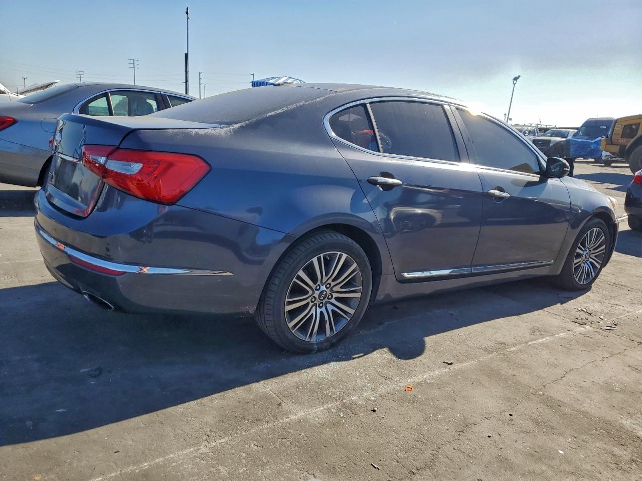 2014 KIA CADENZA PREMIUM photo 7