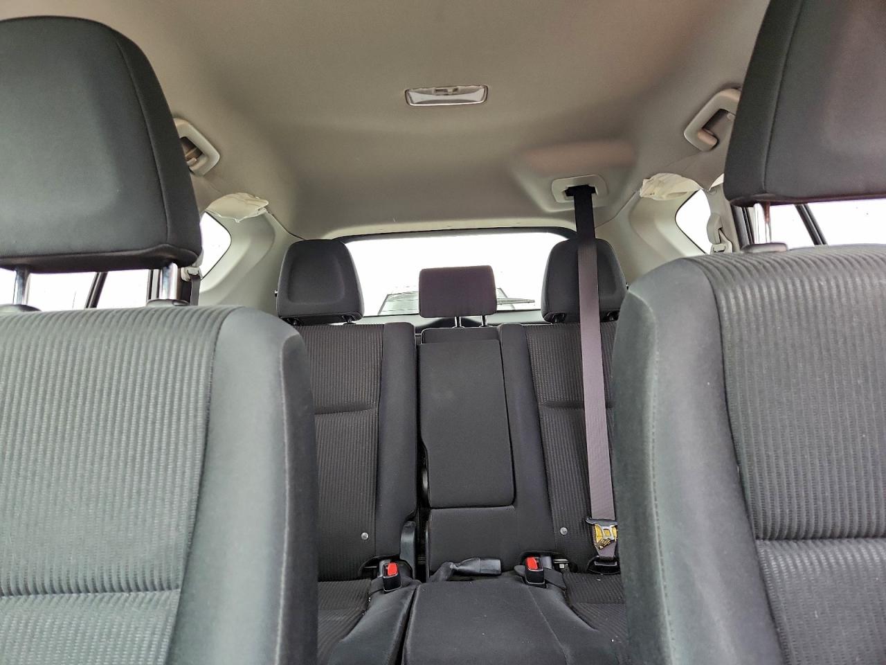 2018 TOYOTA RAV4 LE photo 10