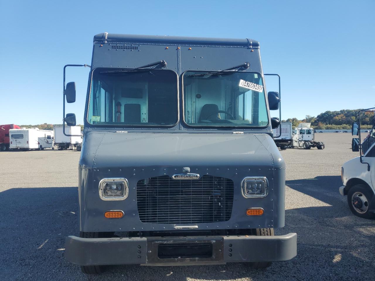 2021  CHASSIS M - DELIVERY VAN photo 5