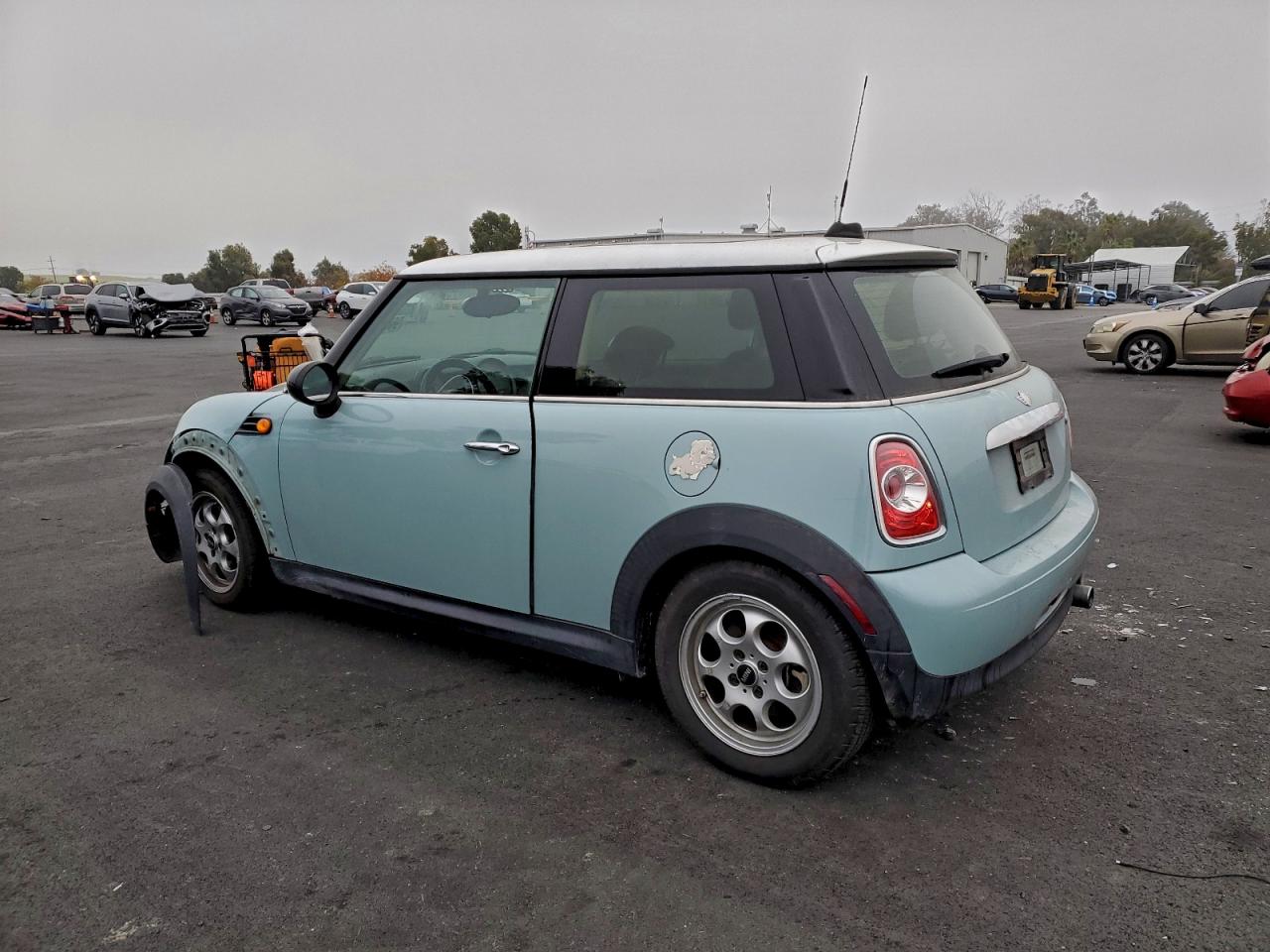 2012 MINI COOPER photo 2