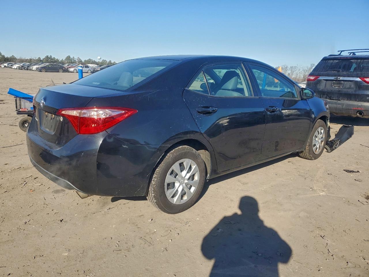 2017 TOYOTA COROLLA L photo 3