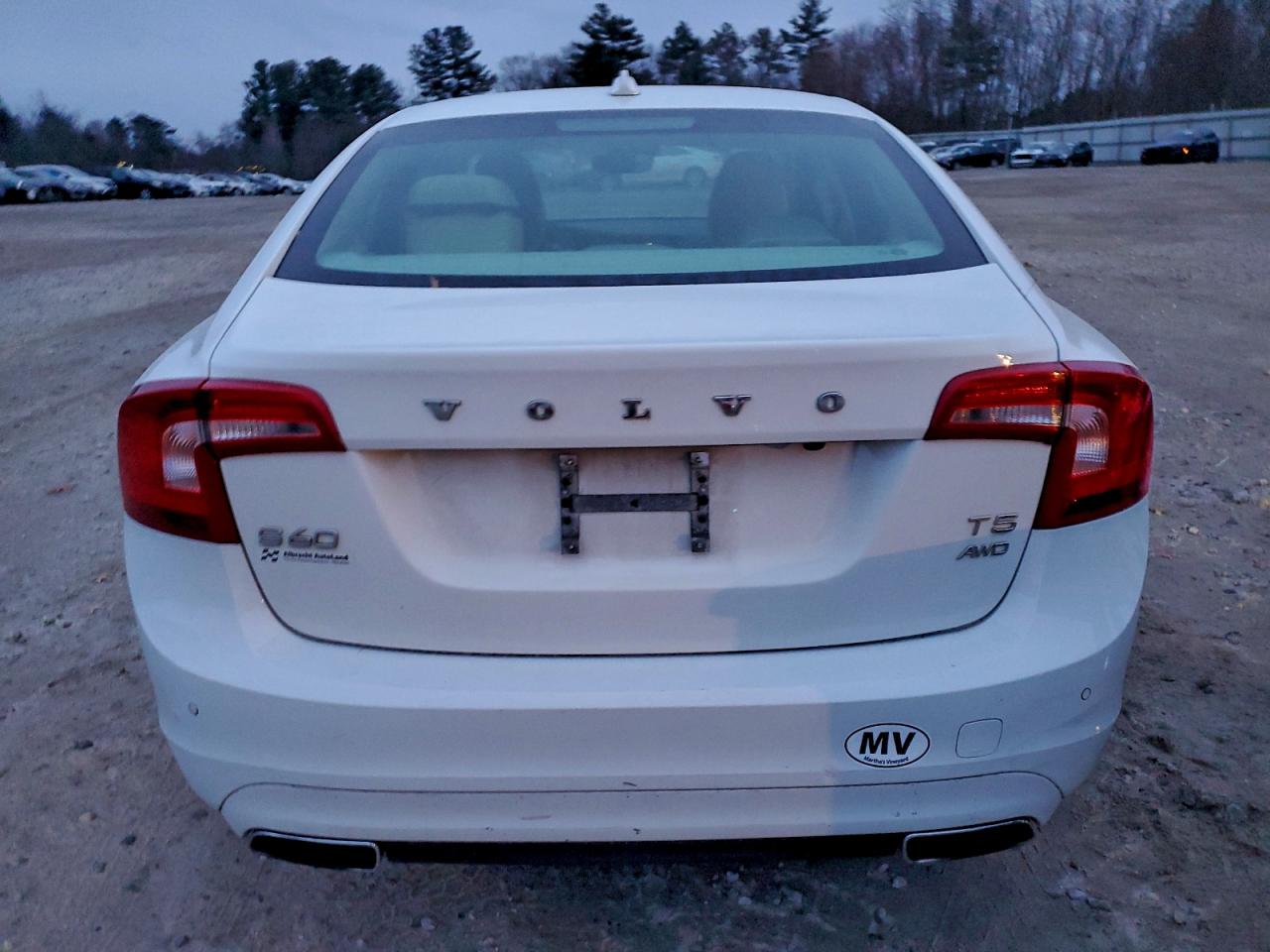 2016 VOLVO S60 PREMIER photo 6