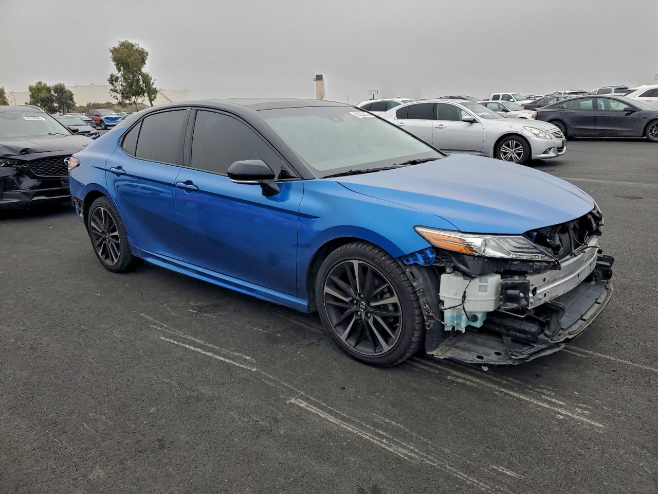 2018 TOYOTA CAMRY XSE photo 4