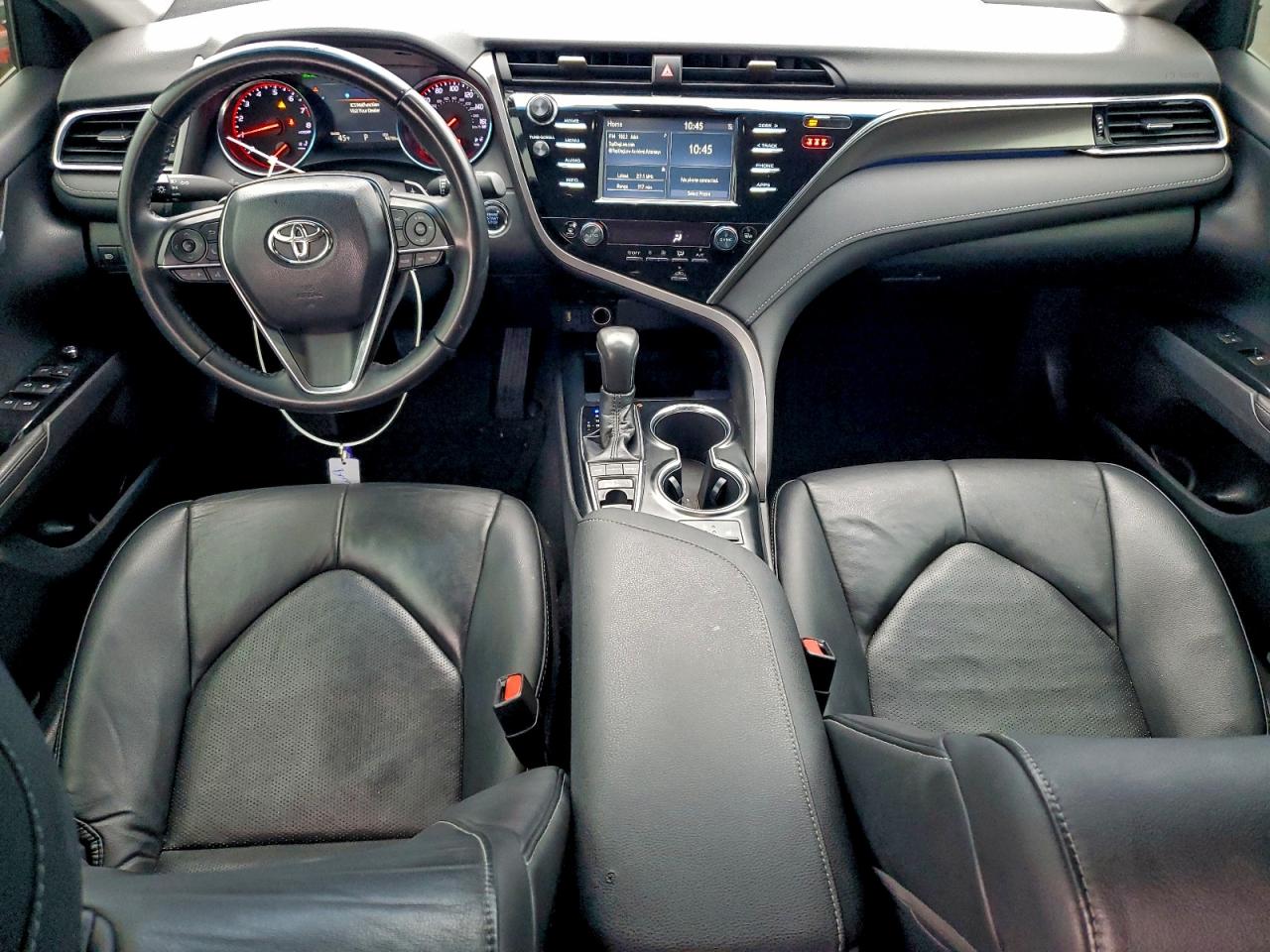 2018 TOYOTA CAMRY XSE photo 8