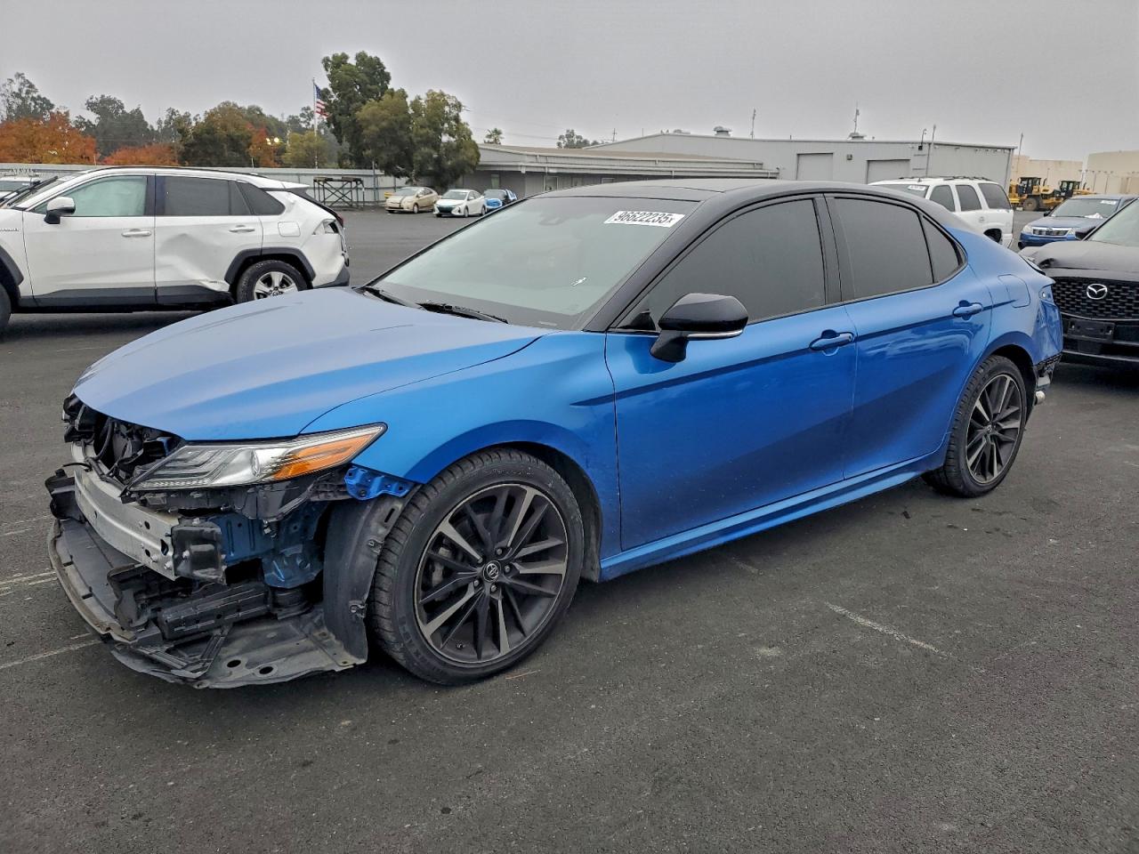 2018 TOYOTA CAMRY