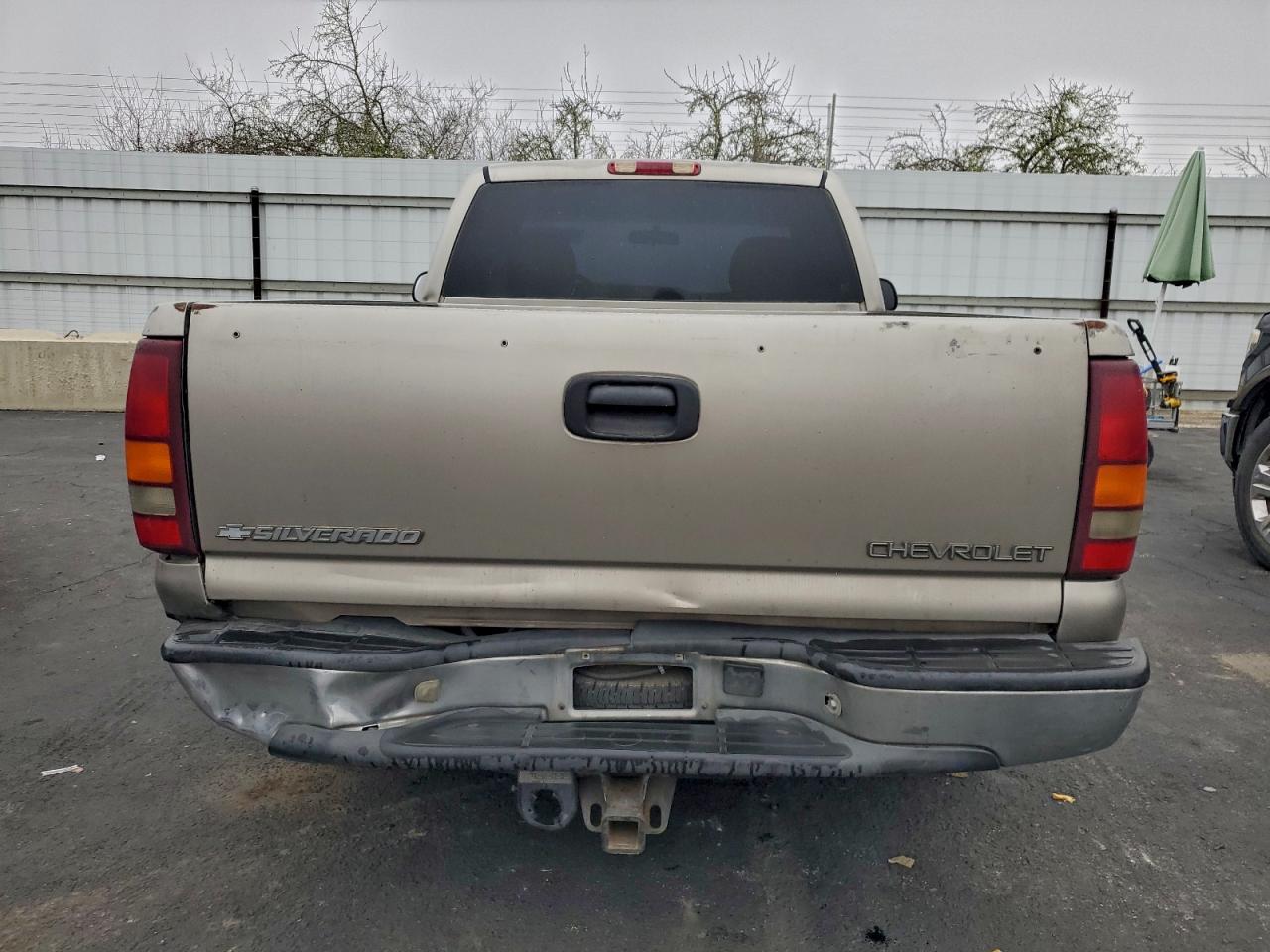 2002 CHEVROLET SILVERADO C1500 photo 10
