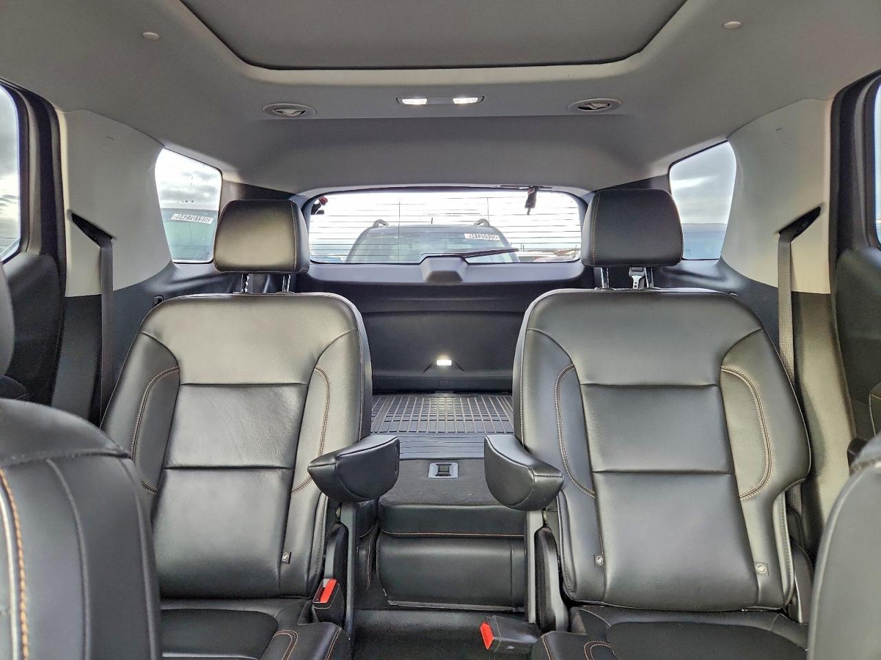 2020 CHEVROLET TRAVERSE LT photo 10