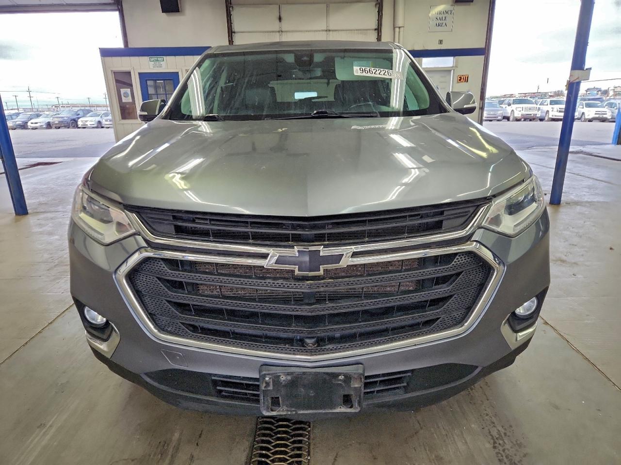 2020 CHEVROLET TRAVERSE LT photo 5