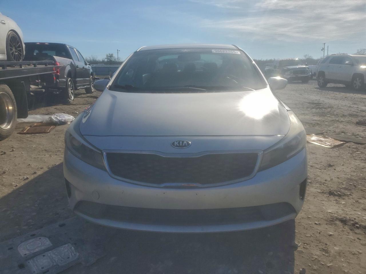 2017 KIA FORTE LX photo 5