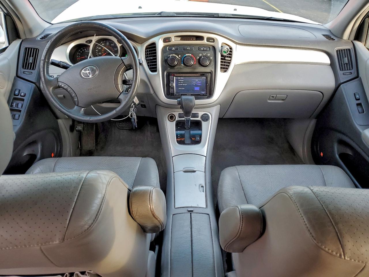 2006 TOYOTA HIGHLANDER LIMITED photo 8