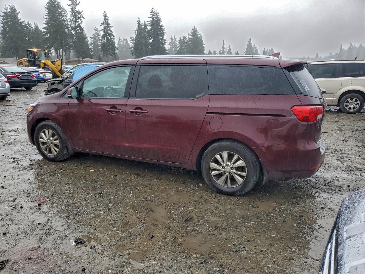 2017 KIA SEDONA LX photo 2