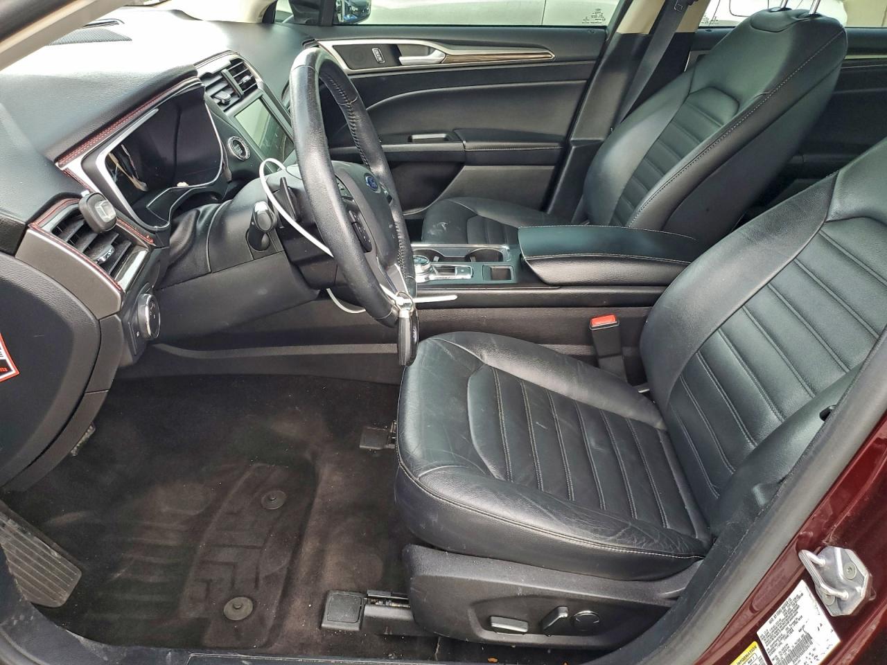 2017 FORD FUSION SE photo 7