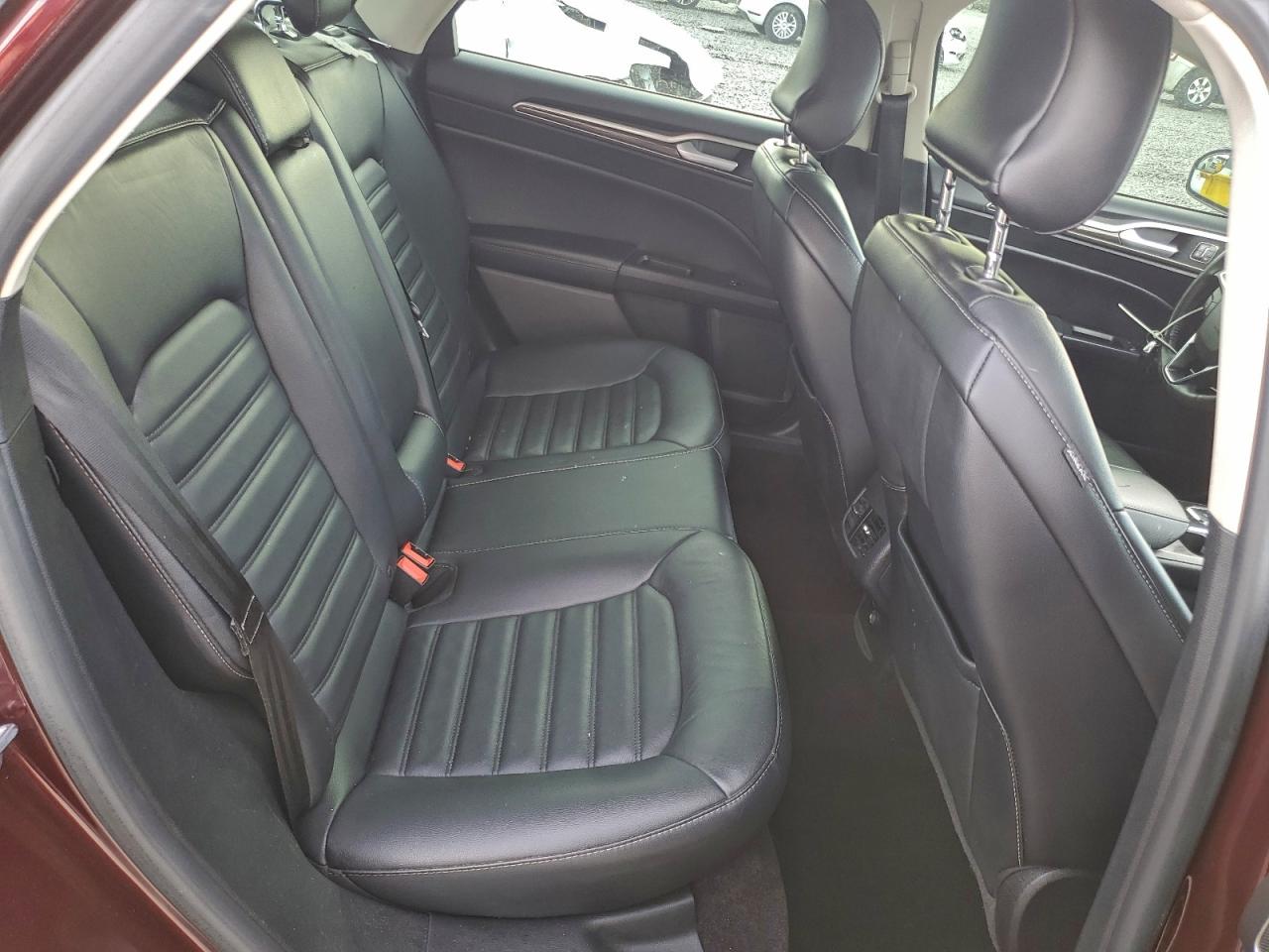 2017 FORD FUSION SE photo 10