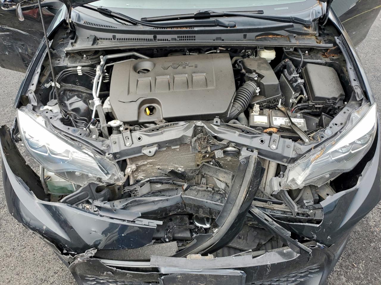 2019 TOYOTA COROLLA L photo 11