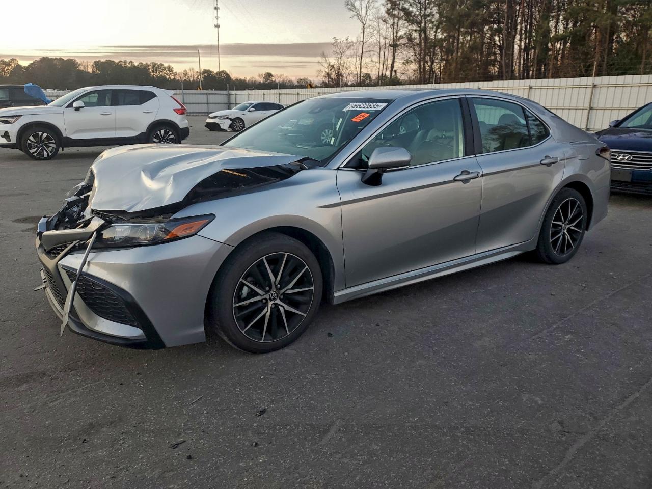 2024 TOYOTA CAMRY