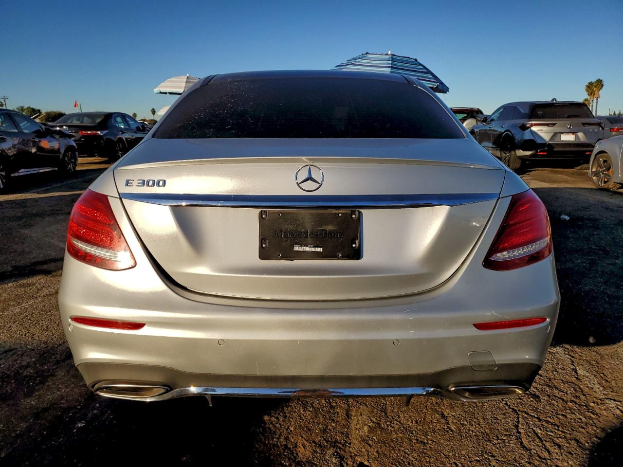 2017 MERCEDES-BENZ E 300 photo 6