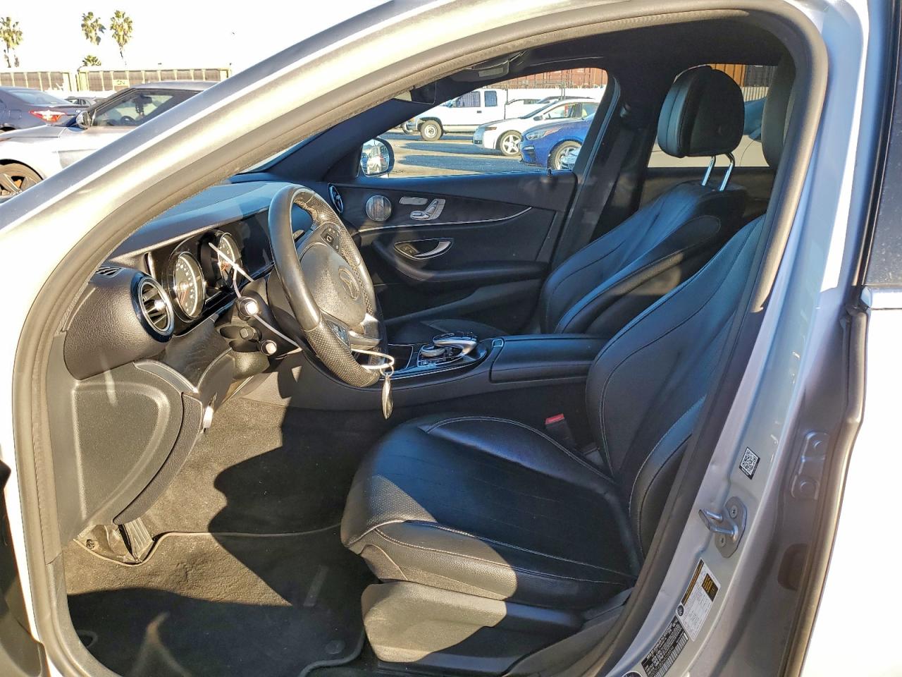 2017 MERCEDES-BENZ E 300 photo 7