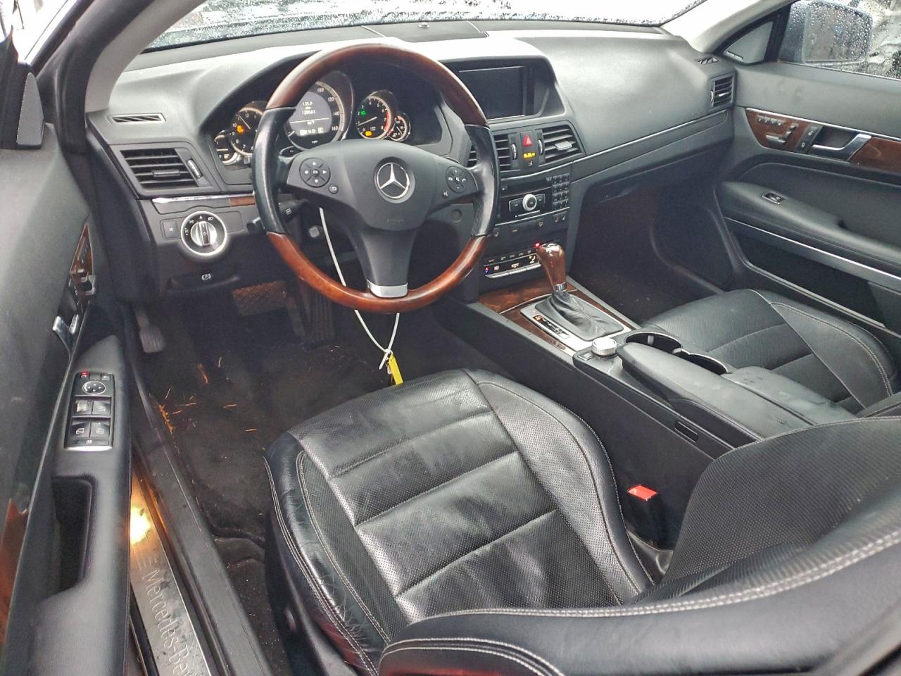 2011 MERCEDES-BENZ E 550 photo 8