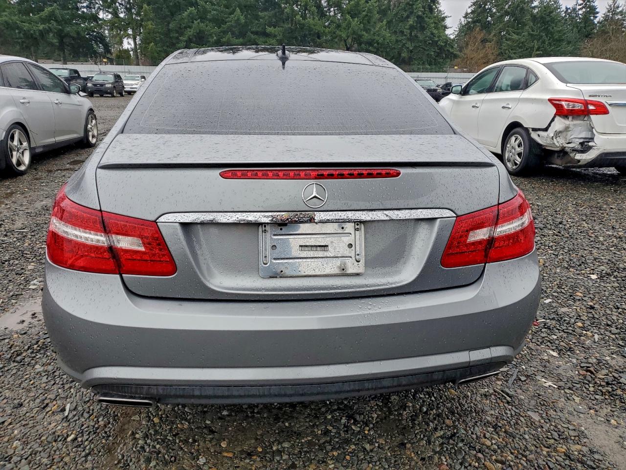 2011 MERCEDES-BENZ E 550 photo 6
