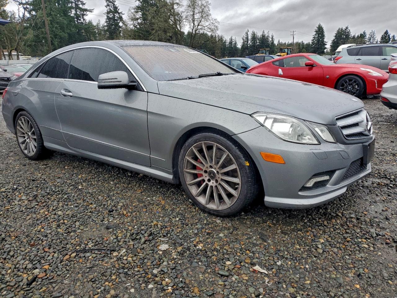 2011 MERCEDES-BENZ E 550 photo 4