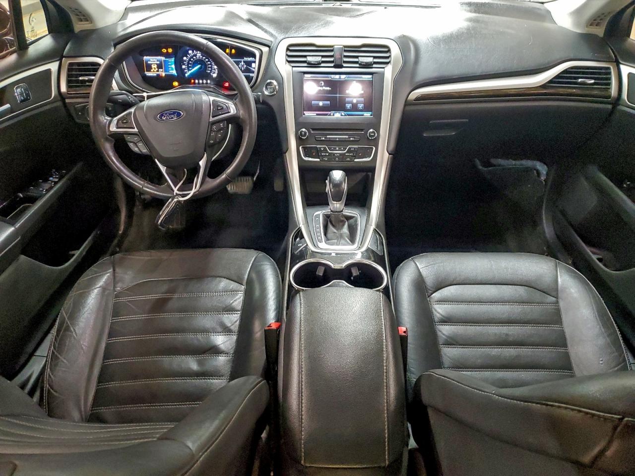 2016 FORD FUSION SE photo 8