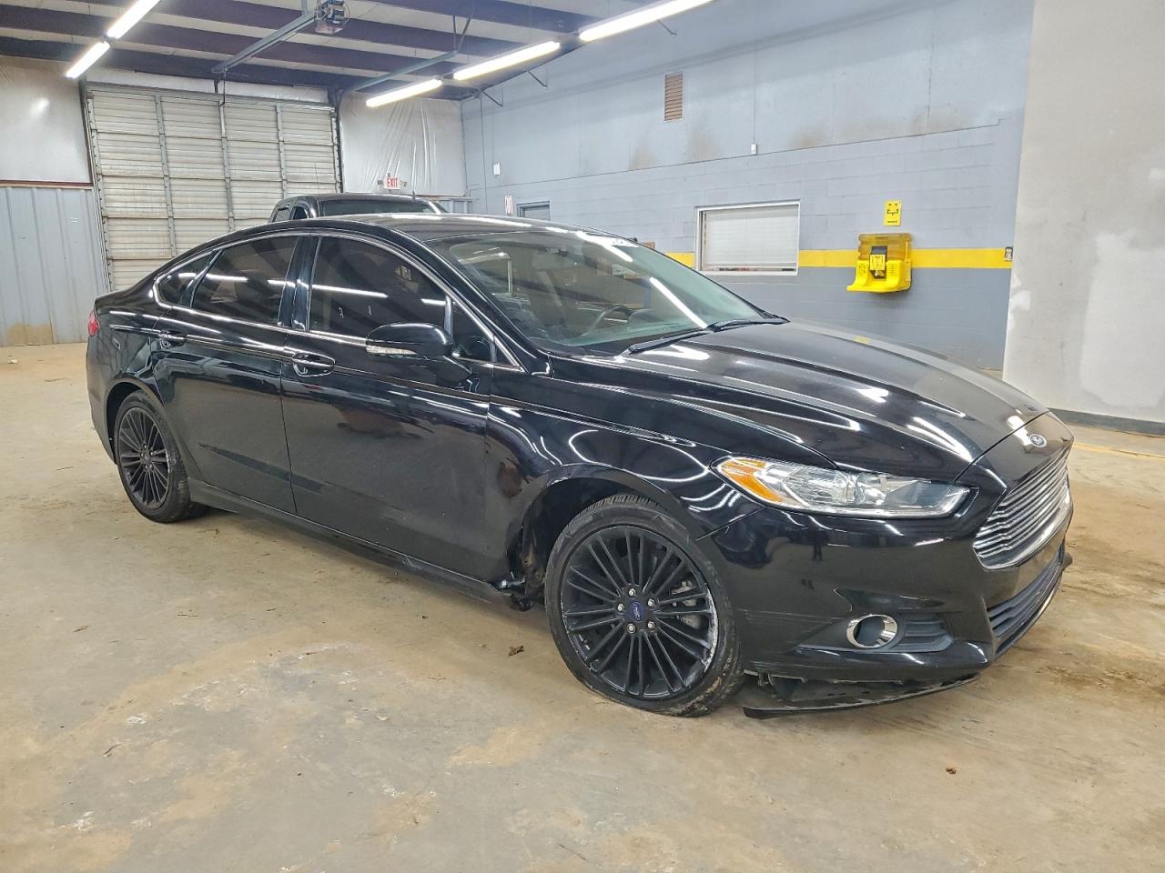 2016 FORD FUSION SE photo 4