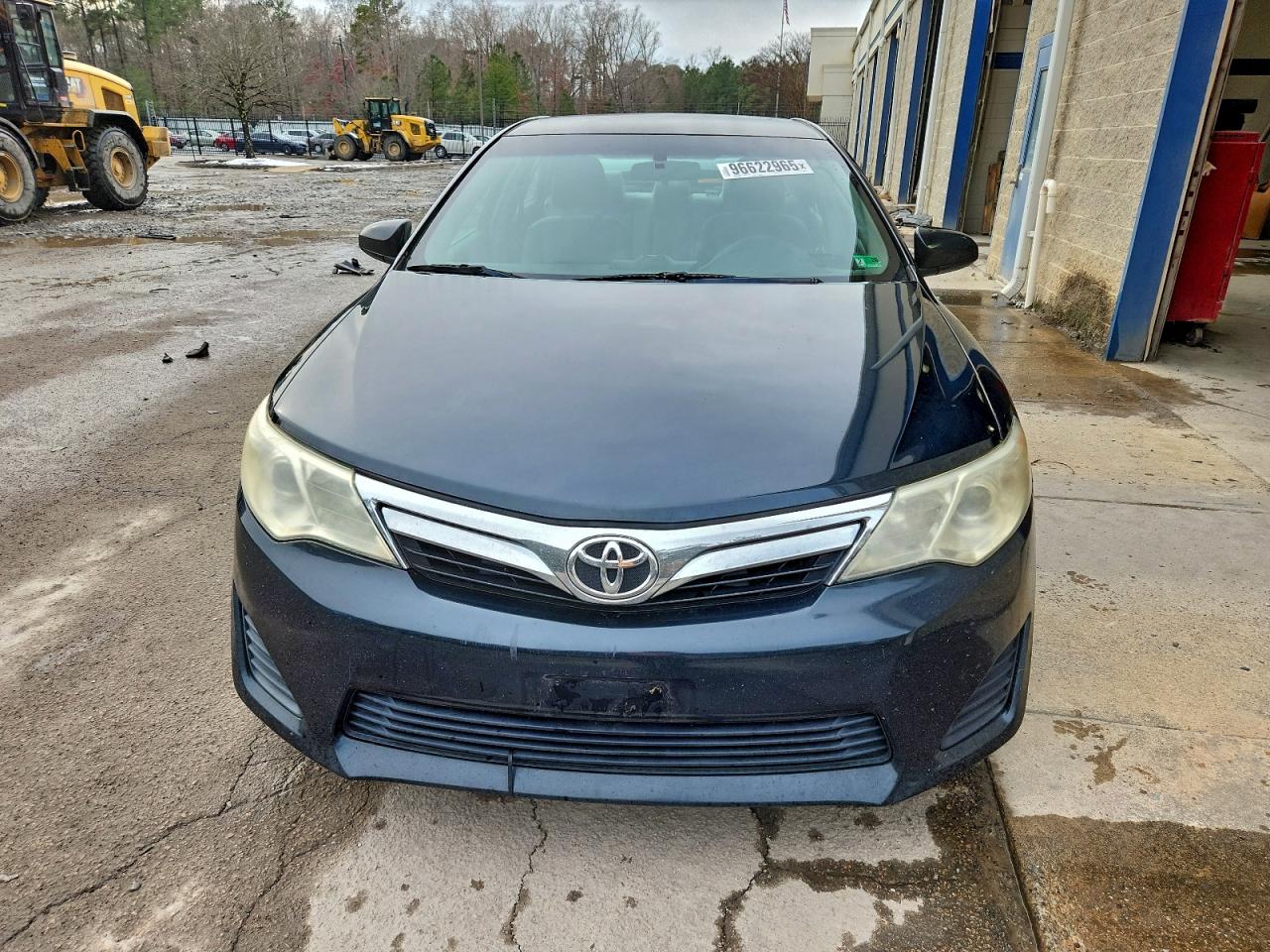 2012 TOYOTA CAMRY BASE photo 9