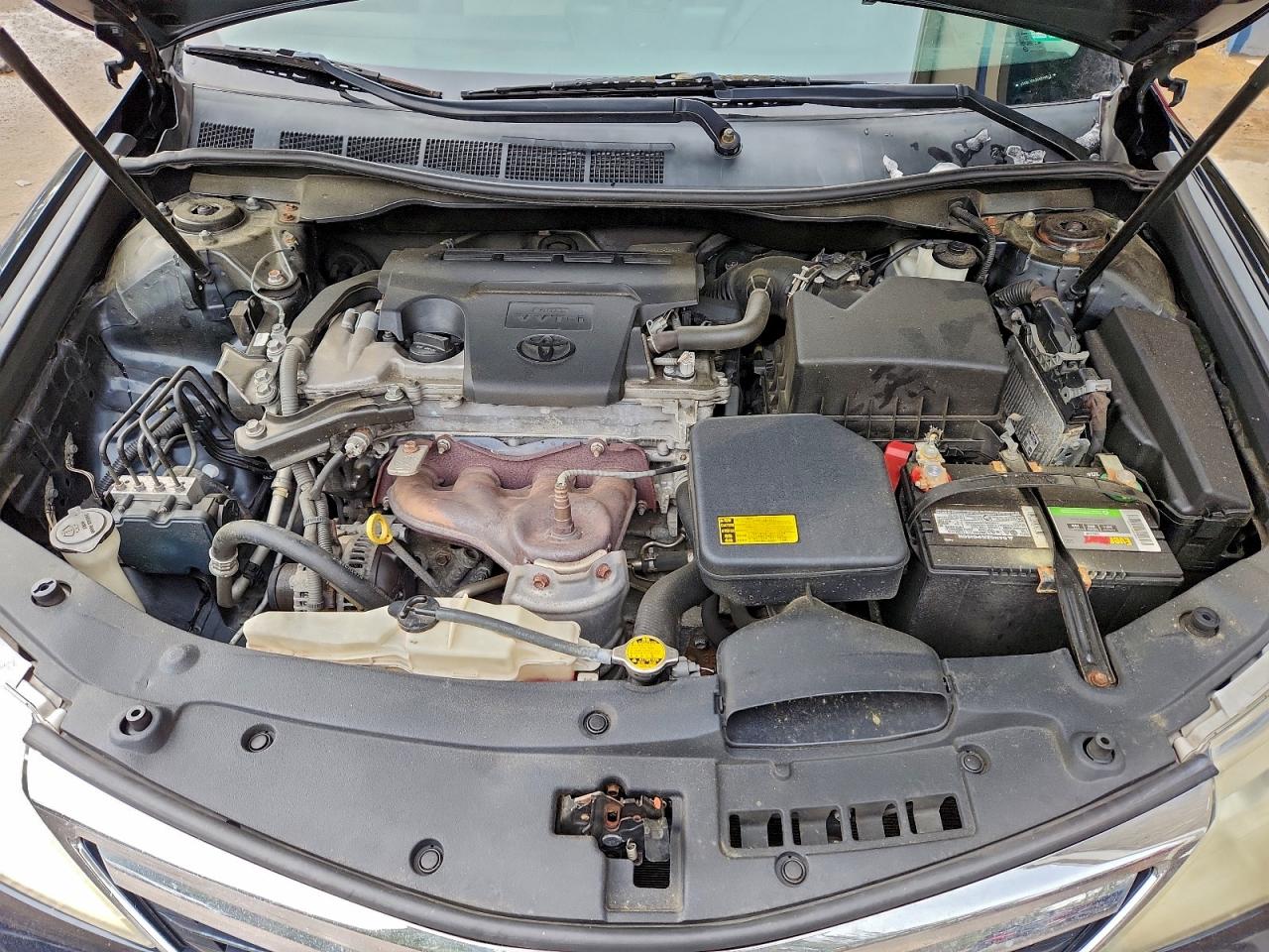 2012 TOYOTA CAMRY BASE photo 21