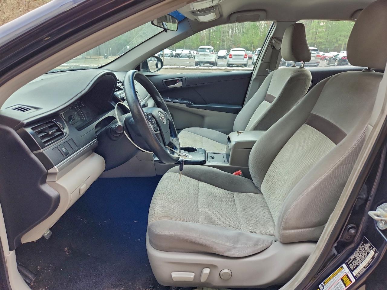 2012 TOYOTA CAMRY BASE photo 13